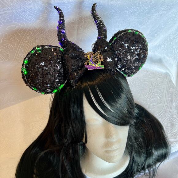 Disney Villains Light Up Maleficent Ears Horns Headband - Custom Made - Picture 1 of 8